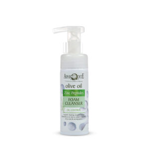 Tsink peptiididega vahune puhastusvahend rasusele nahale